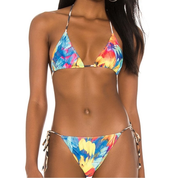 Melissa Simone Bikini